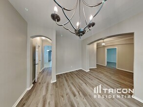 1470 Waldrop Dr in Lancaster, TX - Building Photo - Building Photo