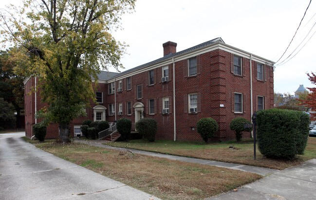 706 N Eugene St in Greensboro, NC - Foto de edificio - Building Photo