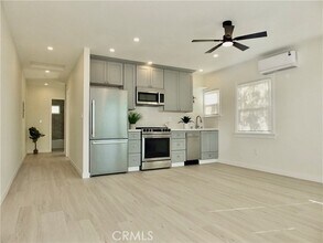 2618 Lime Ave in Signal Hill, CA - Building Photo - Building Photo