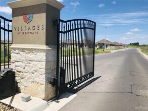10 Jackson St in Weslaco, TX - Building Photo - Building Photo