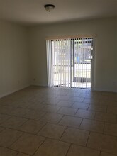 801 SE 12th Ave-Unit -203 in Cape Coral, FL - Building Photo - Building Photo