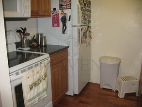 124 Sycamore St-Unit -B in Somerville, MA - Building Photo - Building Photo