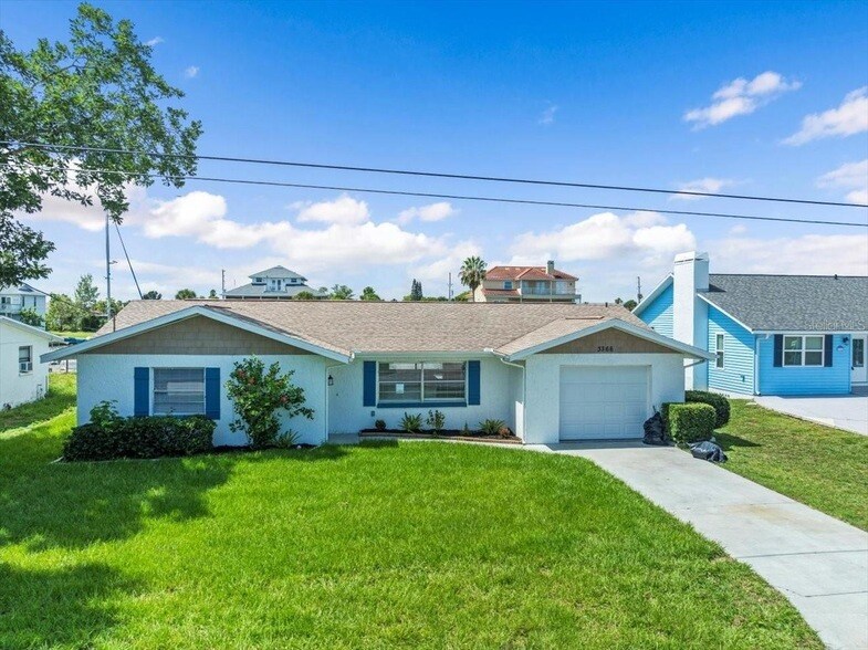 3366 Minnow Creek Dr in Hernando Beach, FL - Building Photo