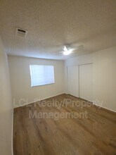 322 Flicker Way in Perris, CA - Building Photo - Building Photo