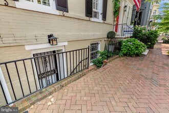 3100 N St NW in Washington, DC - Building Photo - Building Photo