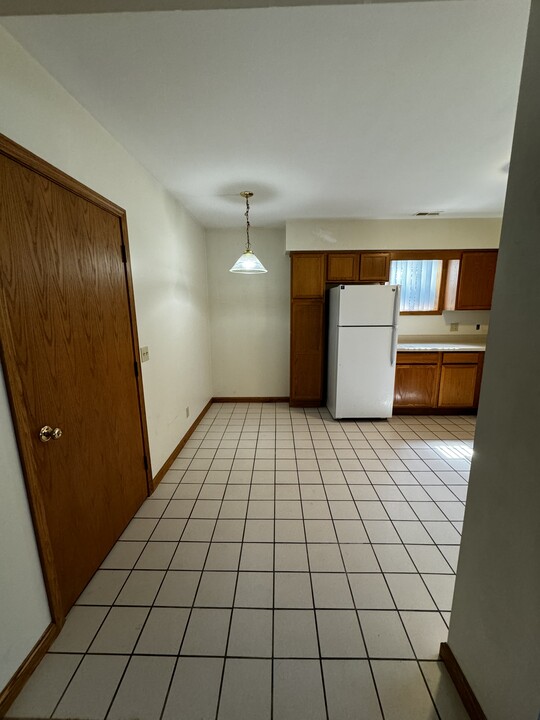 600 S Van Buren St, Unit VanBuren in Bay City, MI - Building Photo