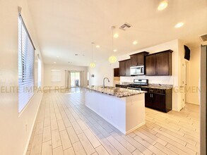 6638 E Via Jardin Verde in Tucson, AZ - Building Photo - Building Photo