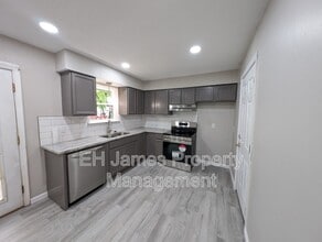 2404 S 124th E Ave in Tulsa, OK - Building Photo - Building Photo