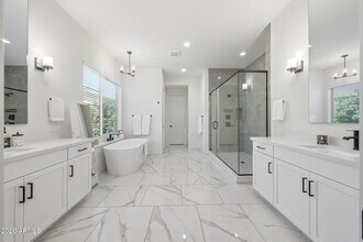 4416 E Roy Rogers Rd in Cave Creek, AZ - Building Photo - Building Photo