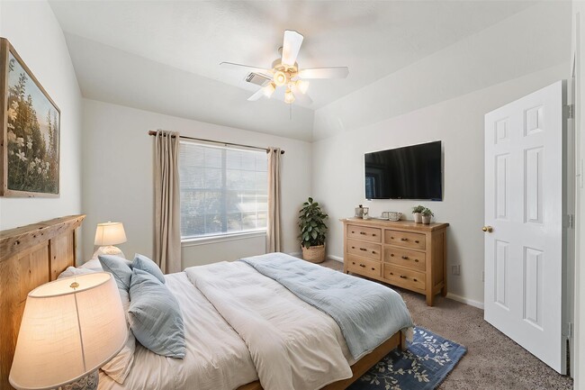 property at 14213 Stone Bluff Ln