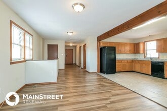 9150 Wood Ave in St. Louis, MO - Building Photo - Building Photo