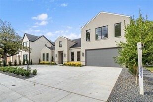 5009 Wateka Dr in Dallas, TX - Building Photo