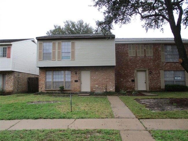 property at 5508 Deep Forest Dr