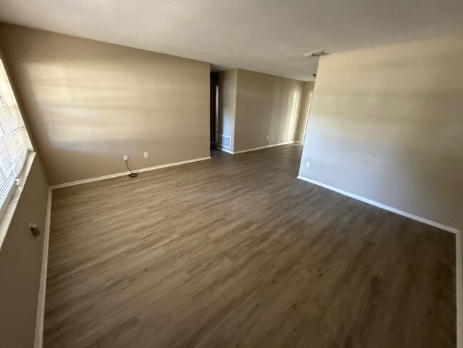 2374 S Sandburg Pt, Unit A in Homosassa Springs, FL - Foto de edificio - Building Photo