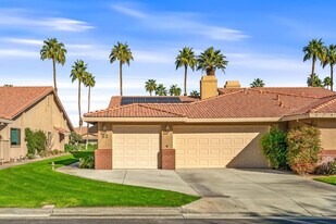 82 Conejo Cir in Palm Desert, CA - Building Photo