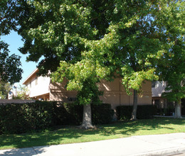 14261 Chestnut St in Westminster, CA - Building Photo - Building Photo