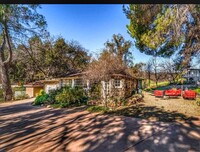 21727 Entrado Dr in Topanga, CA - Building Photo - Building Photo