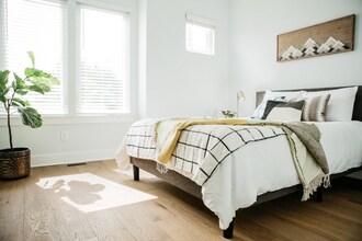 1017 Dickerson Pike in Nashville, TN - Building Photo - Building Photo