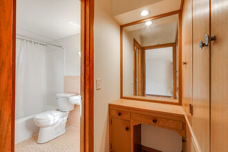 3520 Grand Ave S in Minneapolis, MN - Foto de edificio - Interior Photo