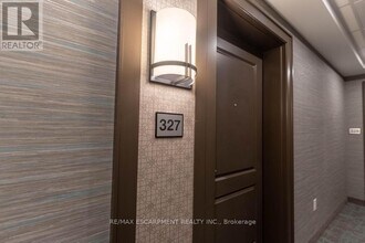 450 Dundas St E in Hamilton, ON - Building Photo - Building Photo