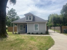1077 Getwell Rd in Memphis, TN - Building Photo