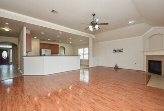 3217 Mossy Bend Ln in Pearland, TX - Building Photo - Building Photo
