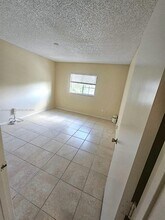 3690 N 56th Ave in Hollywood, FL - Foto de edificio - Building Photo