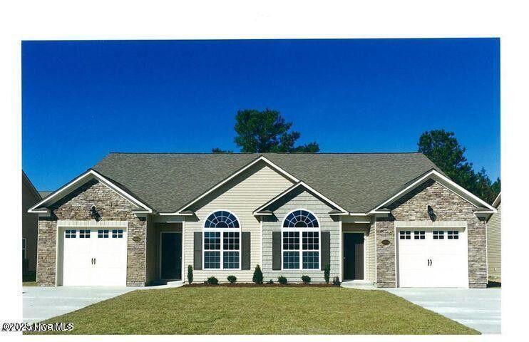 3217 Gordon Dr in Greenville, NC - Building Photo