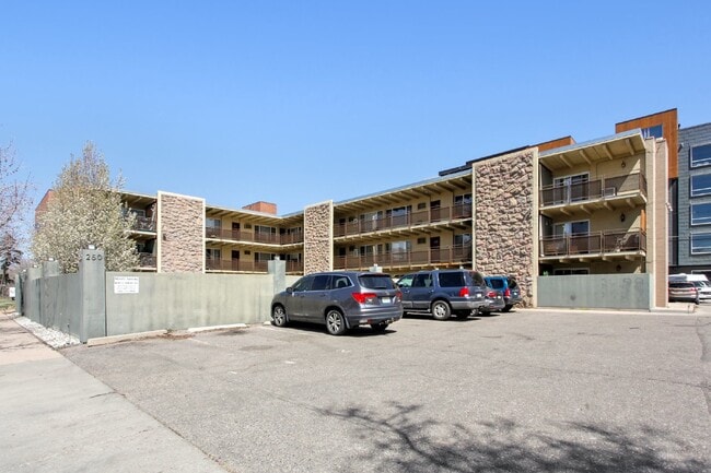 property at 250 N Pearl St