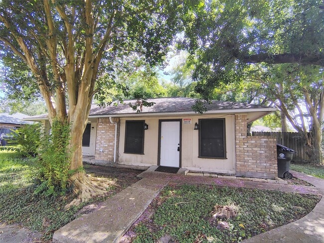 11926 Rhinebeck Dr in Houston, TX - Building Photo - Building Photo