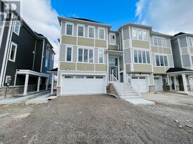 78 Sandhill Crane Dr in Wasaga Beach, ON - Building Photo