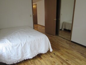 4535 Piedmont Rd, Unit 4535 a in Huntington, WV - Foto de edificio - Building Photo