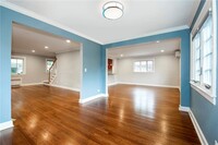 18 Rodney Rd in Scarsdale, NY - Building Photo - Building Photo