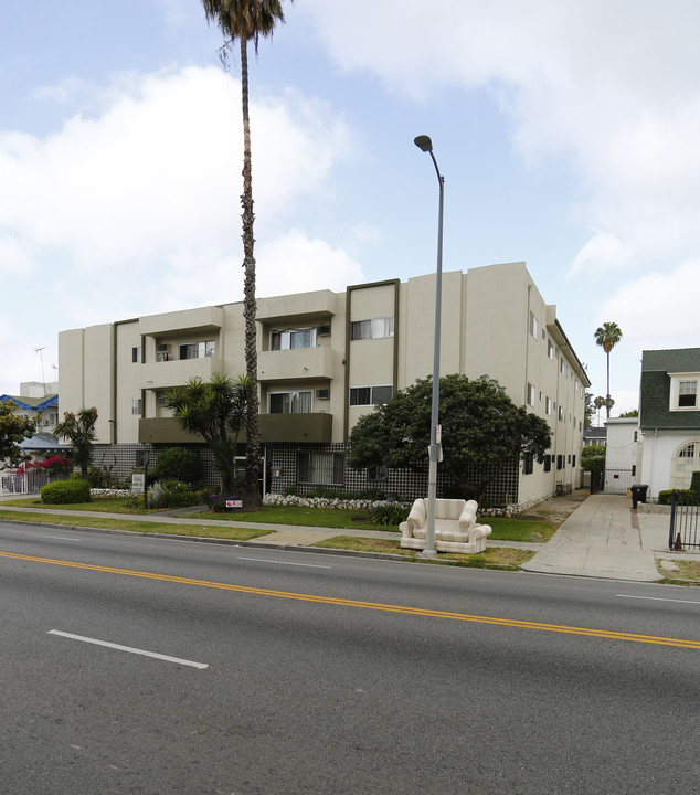 Wilton Place Apartments in Los Angeles, CA - Foto de edificio