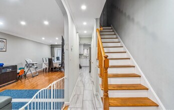 95-25-95-67 67th Ave in Forest Hills, NY - Building Photo - Building Photo