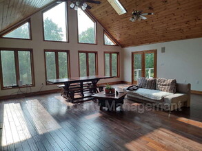 59 Hungry Horse Ln in Sperryville, VA - Building Photo - Building Photo