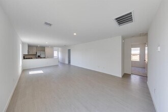 18216 Pontecorvo Ln in New Caney, TX - Building Photo - Building Photo