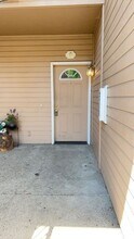 3939 Arrowhead Dr in Medford, OR - Building Photo - Building Photo