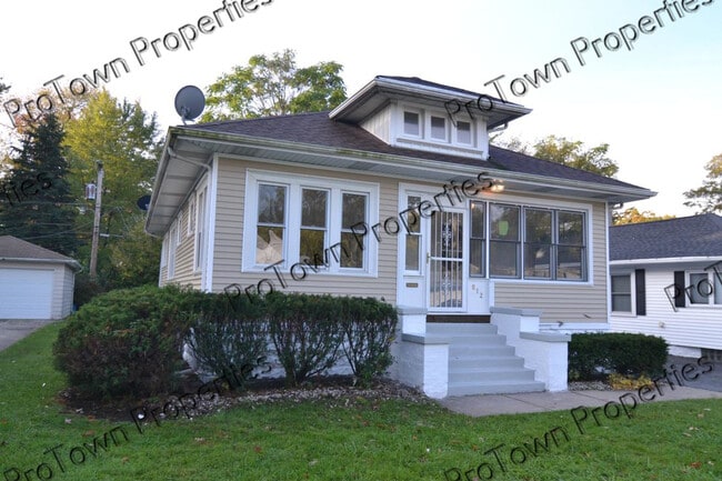property at 812 Morgan St