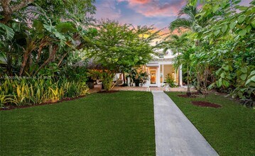 781 NE 75th St in Miami, FL - Building Photo - Building Photo