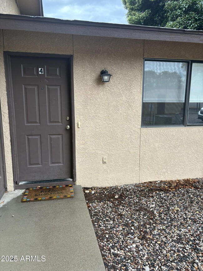 property at 470 E Date St