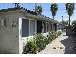 6759 Cherry Ave in Long Beach, CA - Building Photo - Building Photo