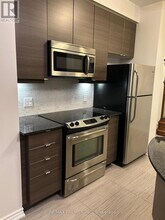 7730 Kipling Ave in Vaughan, ON - Building Photo - Building Photo