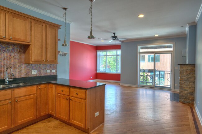 property at 2932 N Milwaukee Ave