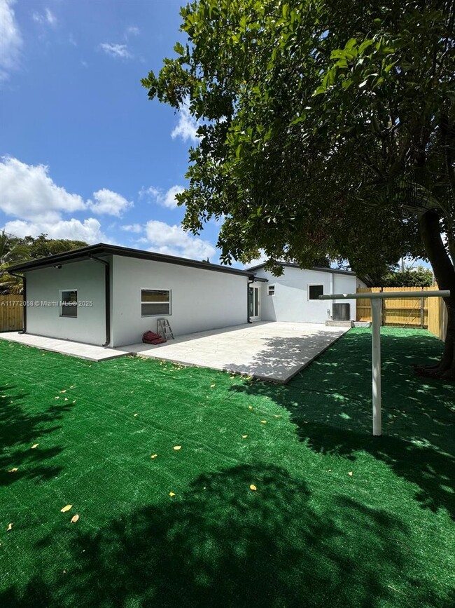 property at 4028 SW 49th Ct