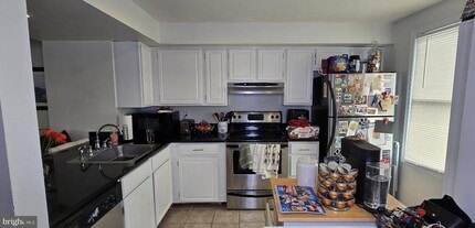 3591 Laurel View Ct in Laurel, MD - Building Photo - Building Photo