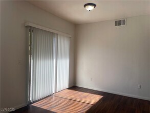 8000 W Badura Ave, Unit 1157 in Las Vegas, NV - Building Photo - Building Photo