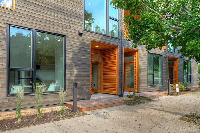property at 55 SW Wall St