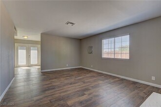 5022 Carmel Ave in Las Vegas, NV - Building Photo - Building Photo