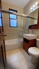 6356 Woodhaven Blvd, Unit 2F in Rego Park, NY - Building Photo - Building Photo